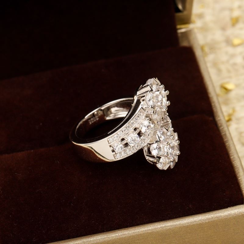 Vca Rings